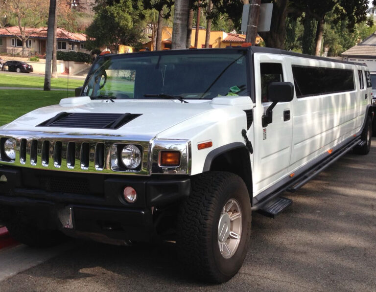 LimoBusNow_16-18 PASSENGER HUMMER STRETCH SUV LIMOUSIN-Exterior